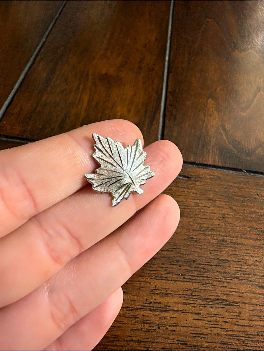 Miracle Vintage Maple Leaf Brooch Silver
